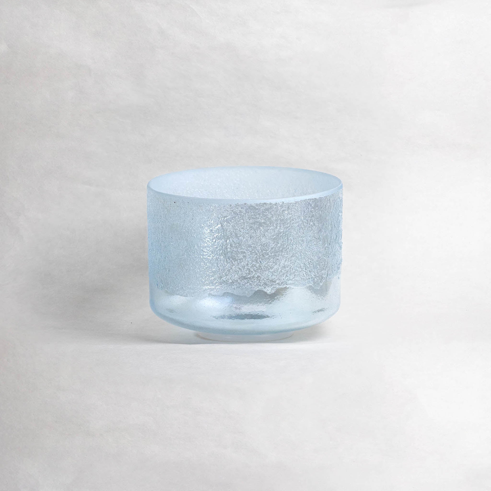 Crystal Tones 10インチ G-25 Aqua Aura Gold Crystal Tones® Aqua Aura Gold 9 Inch A# Singing Bowl